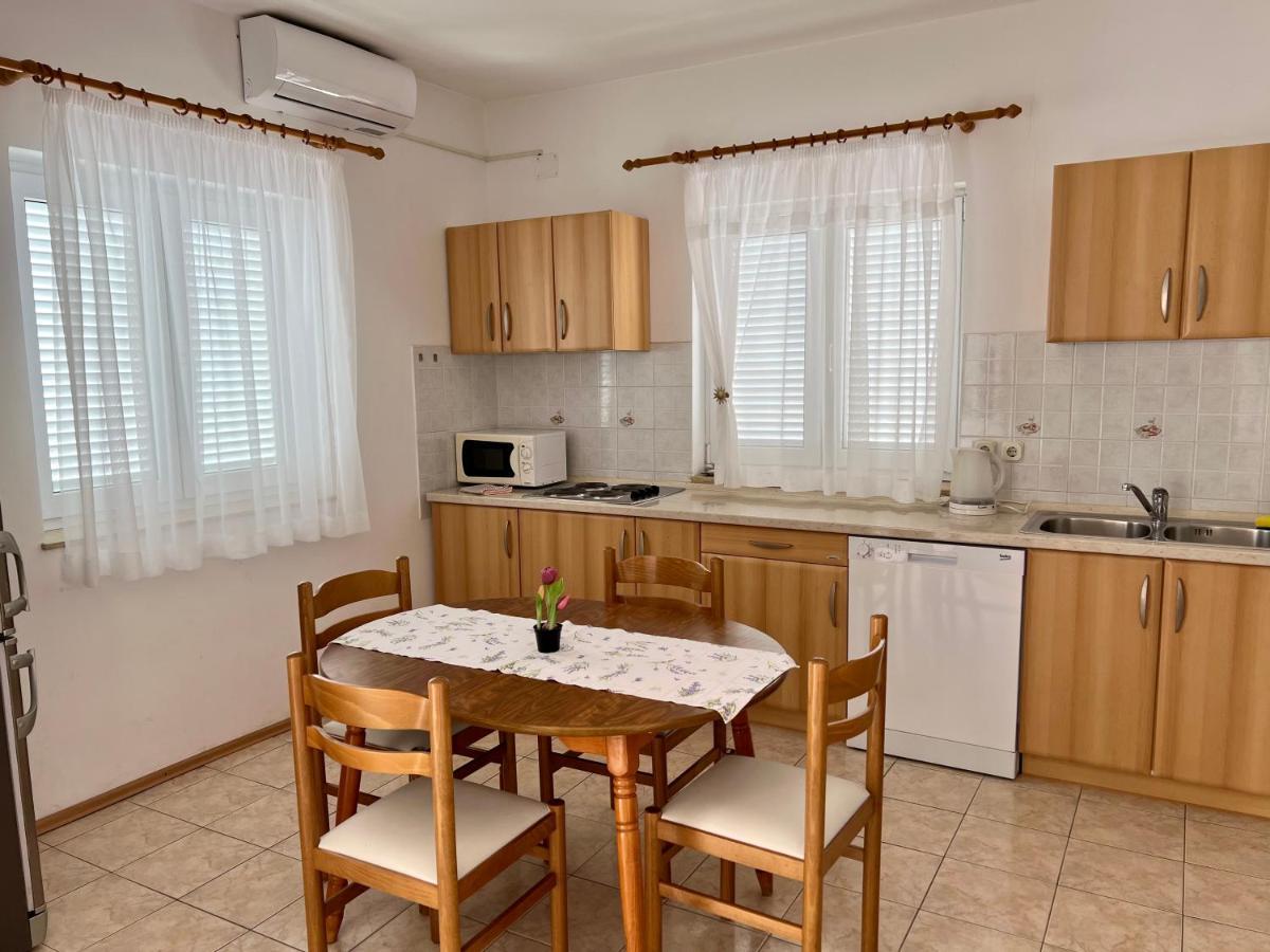 Apartment Emilija *